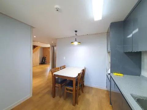 Green Sensitivity House Jeju 0*,  Güney Kore